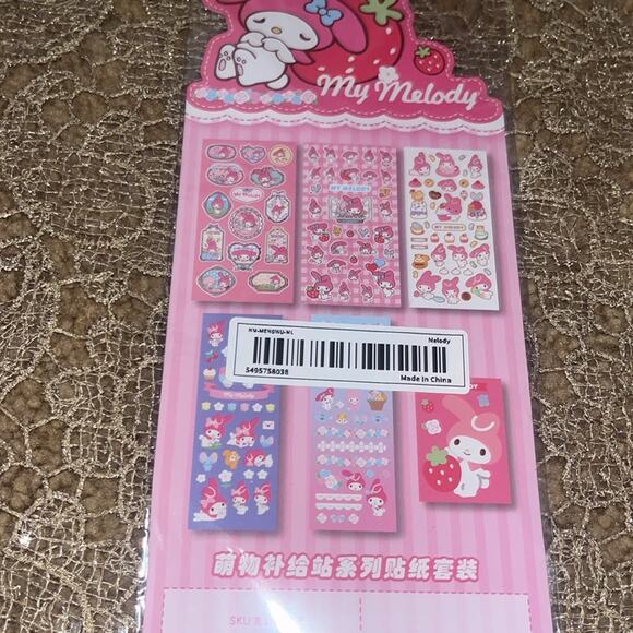Hello Kitty Pink Tin Box with Beaded Handle and My Melody Stickers New - Picture 3 of 5